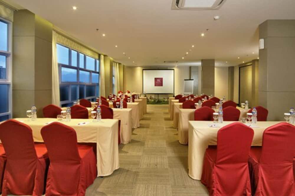 West Point Hotel Μπαντούνγκ Εξωτερικό φωτογραφία